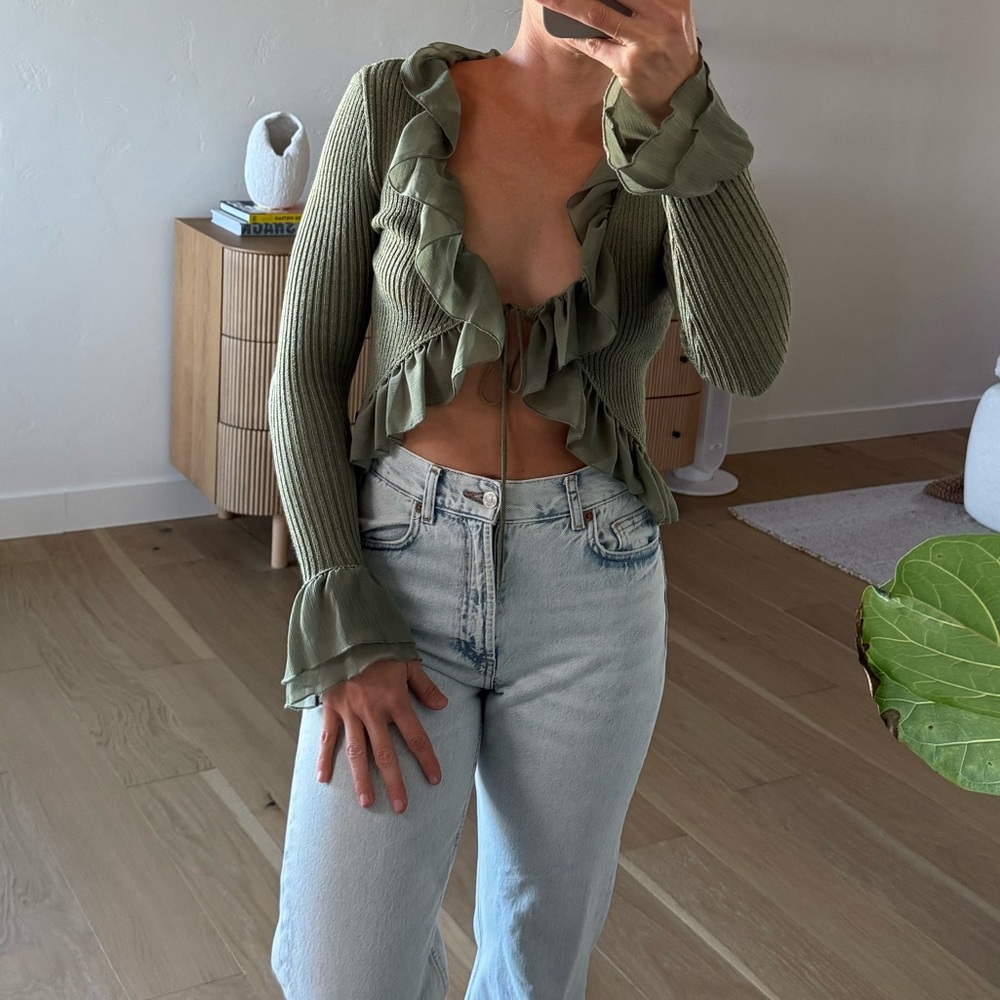 Zara Green Ruffled Long Sleeve Knit Top